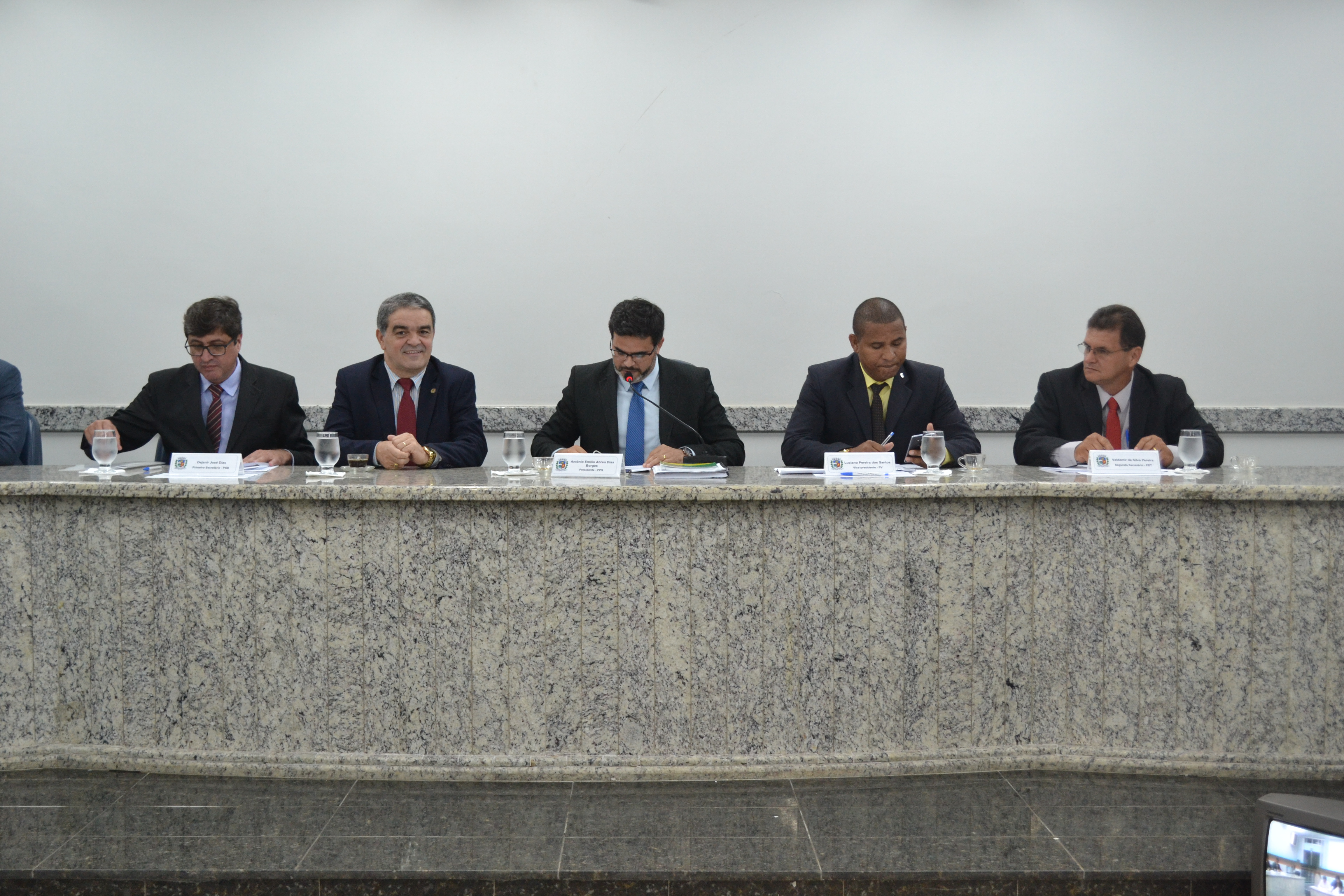 Veneciano deputado estadual por Rondônia participa da sessão