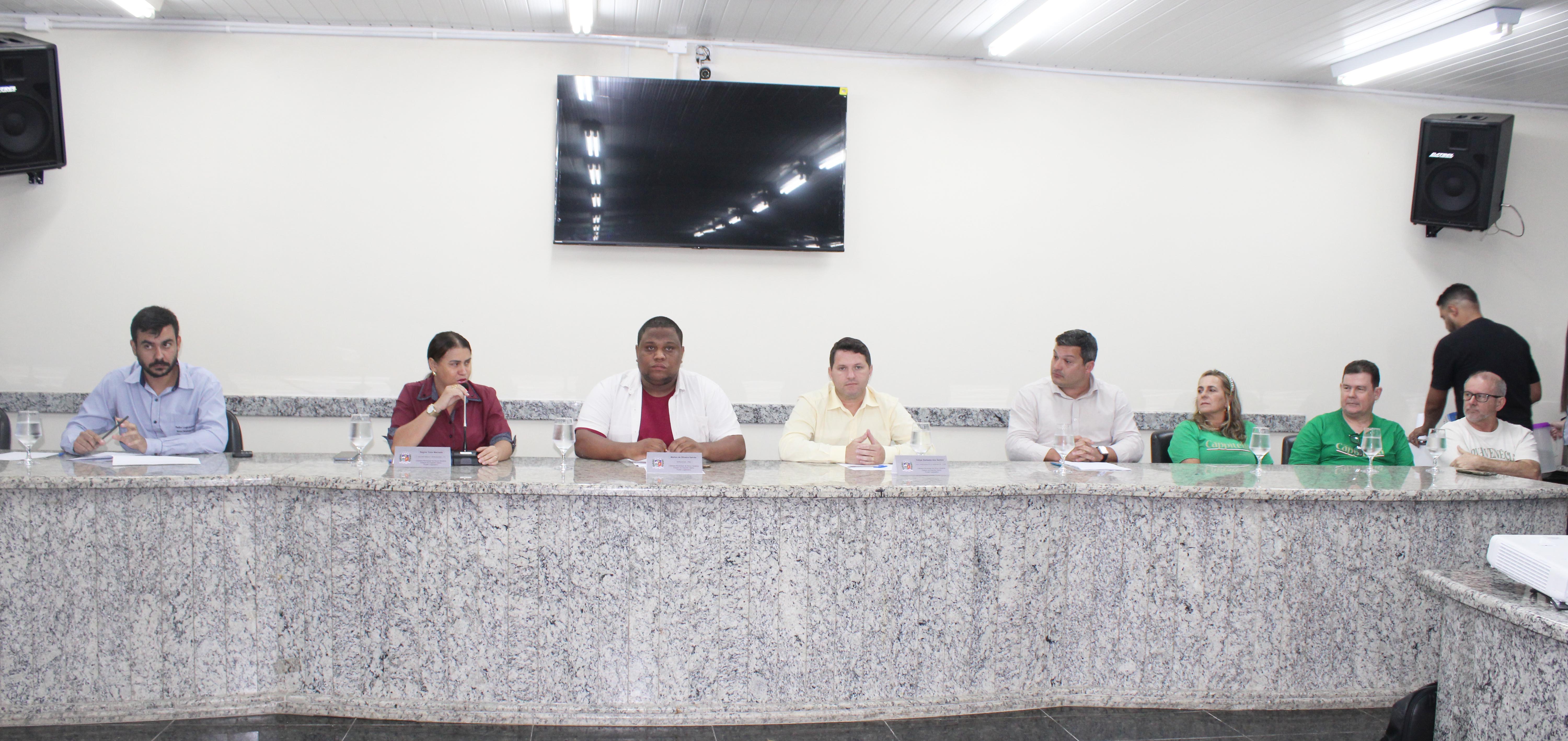 Audiência pública sobre a Festa da Cappitella recebe grande público no plenário da Câmara Municipal de Nova Venécia