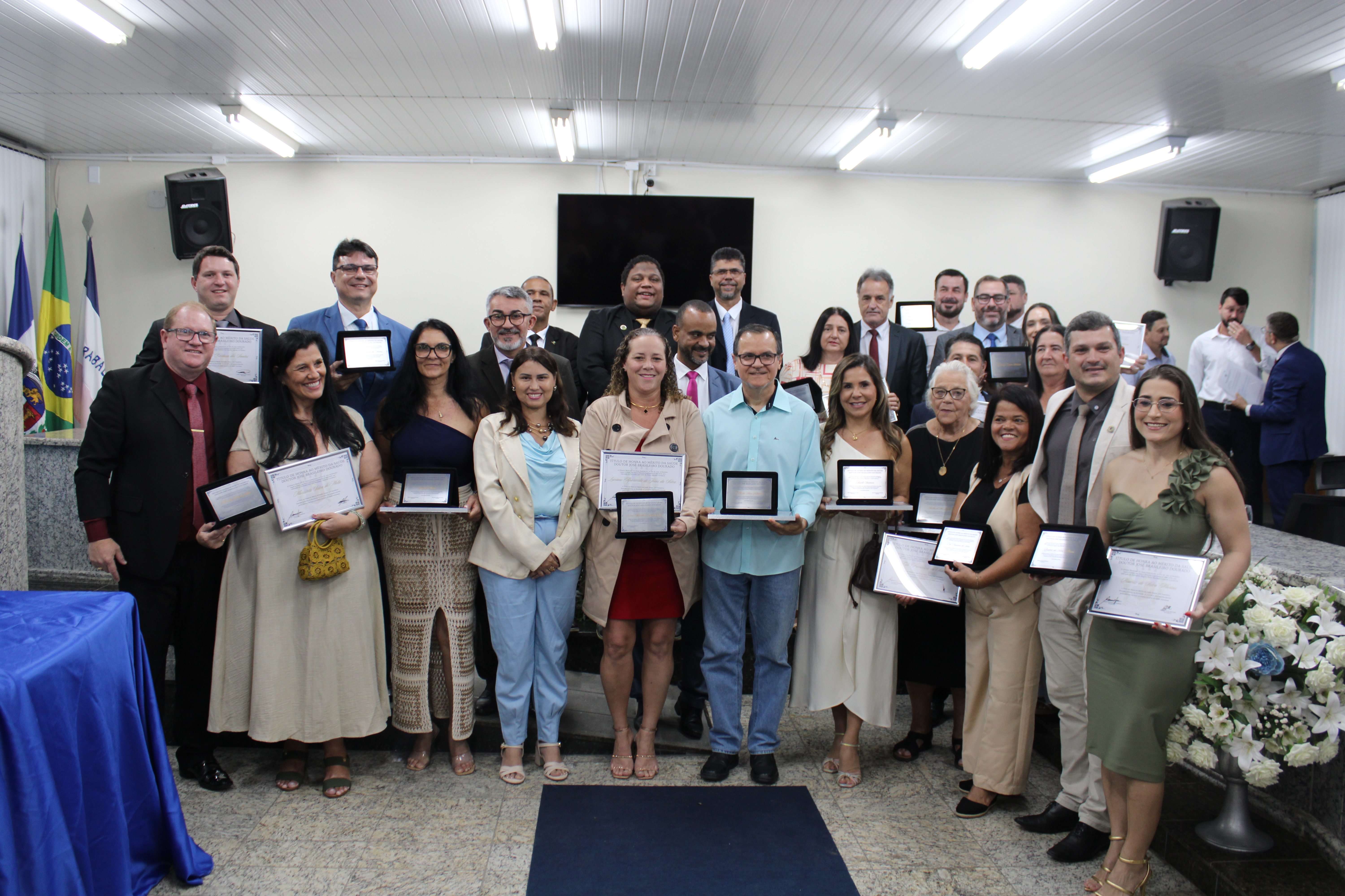 Câmara de Nova Venécia entrega Título de Honra ao Mérito da Saúde Doutor José Brasileiro Dourado