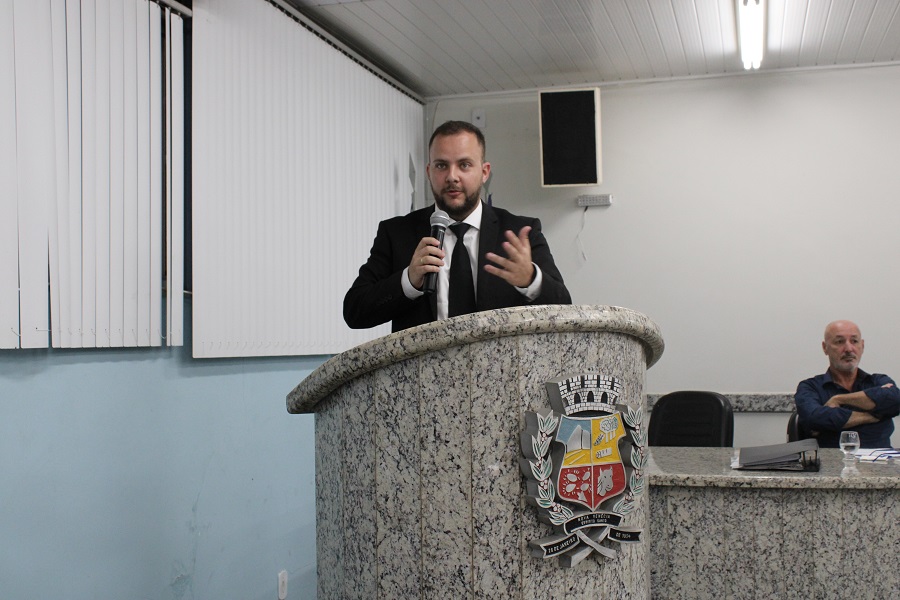 Vereador André Zen pede medidas de combate à violência contra animais em Nova Venécia