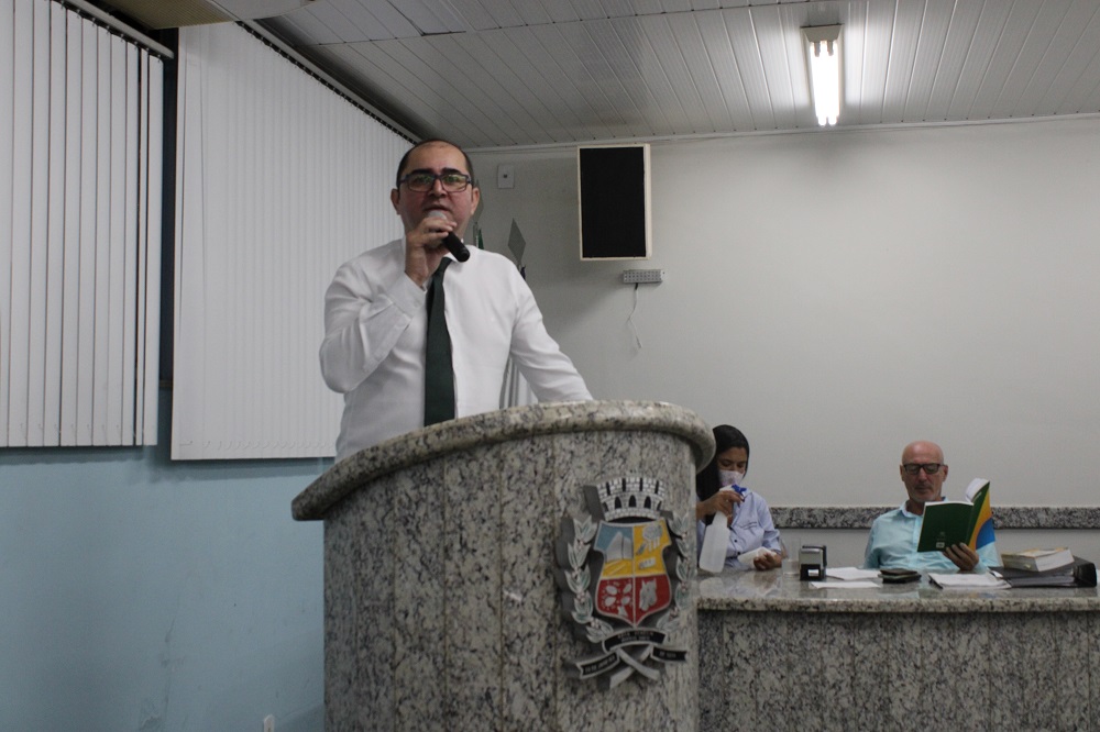 Vereador Roan Roger pede homenagem à enfermeira veneciana Angela Soto Cunha