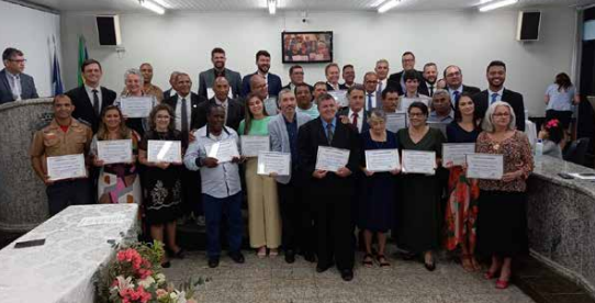 Câmara de Vereadores de Nova Venécia realiza a entrega do ‘Título de Cidadão Veneciano’