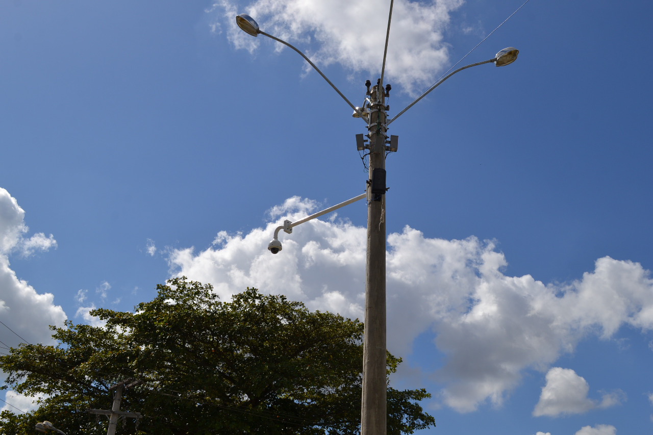 Praça do Legislativo passa a contar com câmera de vigilância 24 horas