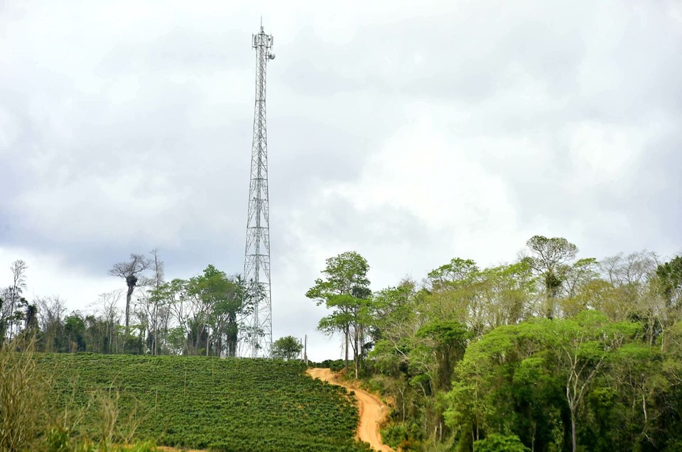 Câmara aprova lei que regulamenta a instalação de telefonia móvel no município